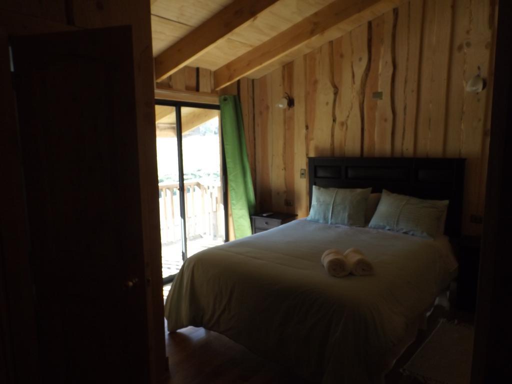 Hostal Los Alamos Neltume Buitenkant foto