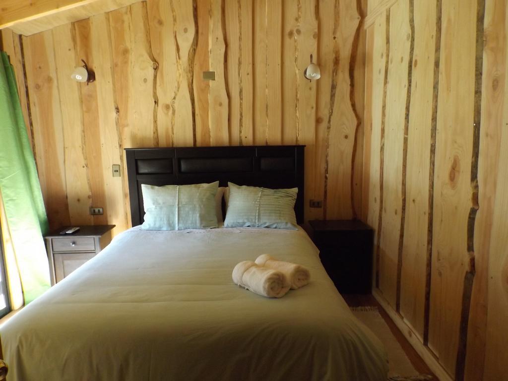 Hostal Los Alamos Neltume Buitenkant foto