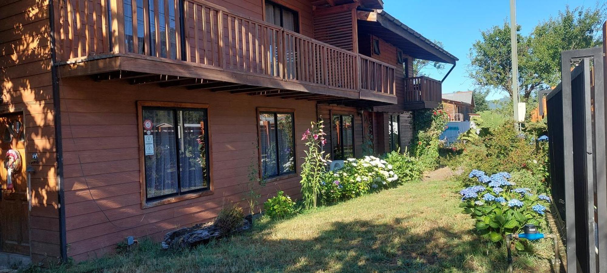Hostal Los Alamos Neltume Buitenkant foto