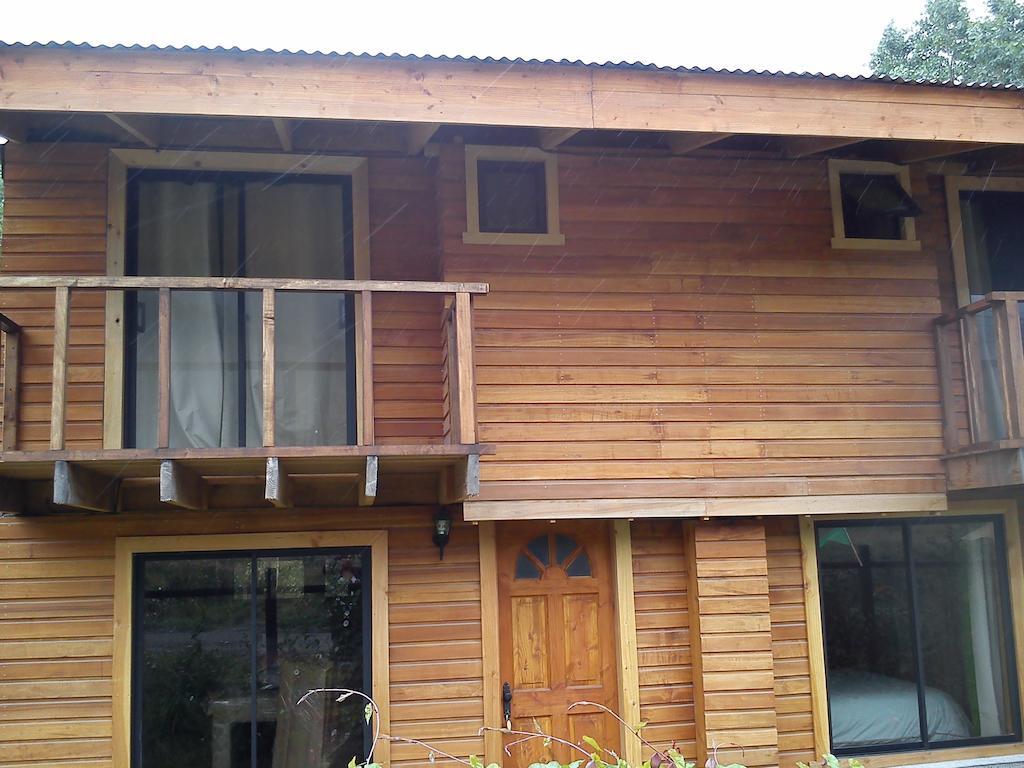 Hostal Los Alamos Neltume Buitenkant foto
